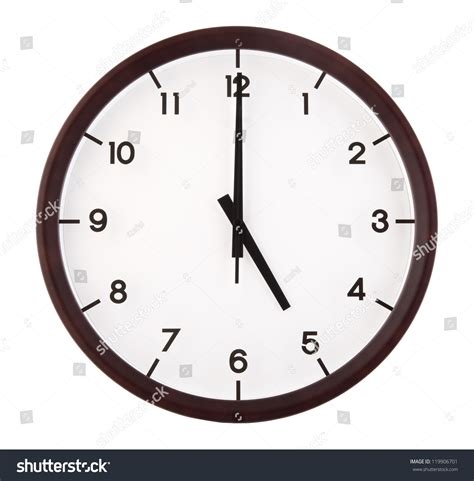 analog clock 5 o'clock.